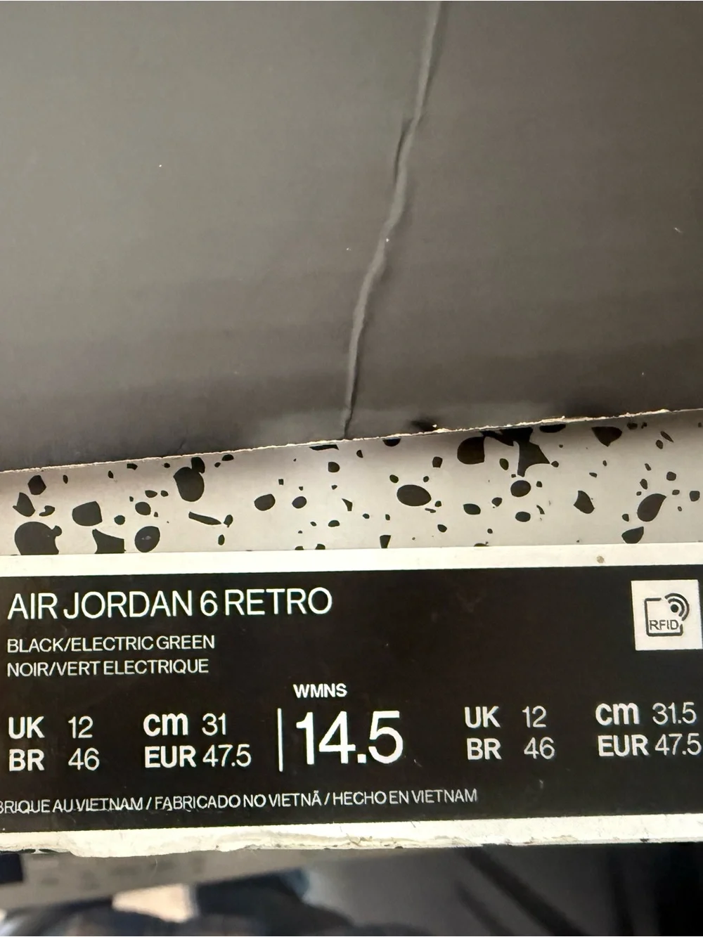 Jordan Retro 6 Electric Green